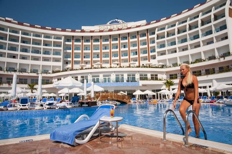 Side Prenses Resort Hotel & Spa - неплохое место для пляжного отдыха
