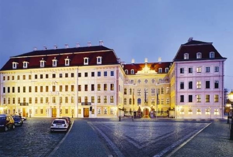 Hotel Taschenbergpalais Kempinski - насладиться духом Дрездена 