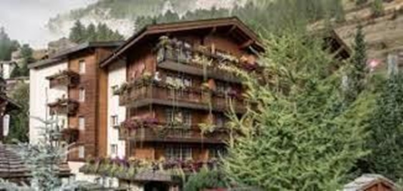 Hotel Holiday Zermatt - современный и ухоженный