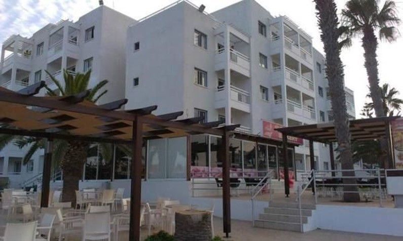 Astreas Beach Hotel Apartments - Отель для спокойного отдыха