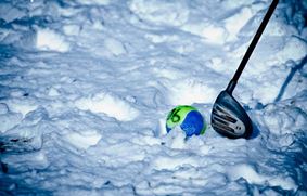 Снежный гольф