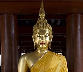 Суд приговорил туристов за «надругательство» над Буддой на Шри-Ланке