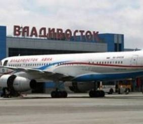 В аэропорту Владивостока эвакуировали 500 пассажиров
