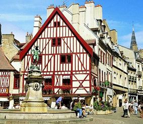 Дижон (фр. Dijon) – город парков и церквей, соборов и замков, вкуснейших напитков и приправ