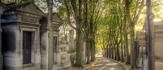 Кладбище Пер-Лашез – одна из достопримечательностей Парижа, ради которой стоит приехать во Францию