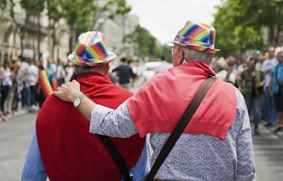 Если ты старый гомосексуалист – тебе в Великобританию