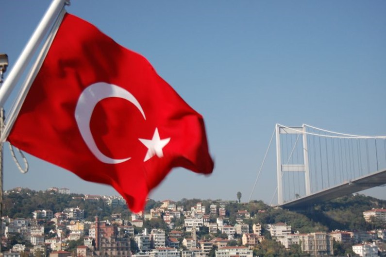 На что идёт руководство Турции, что бы ни потерять туристов из России?