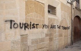Уважаемые туристы, а не пошли бы вы …..ТОП Пять популярных туристических маршрутов, где туристам не рады