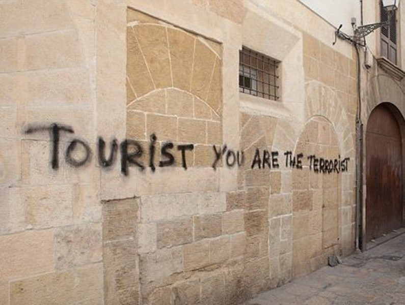 Уважаемые туристы, а не пошли бы вы …..ТОП Пять популярных туристических маршрутов, где туристам не рады