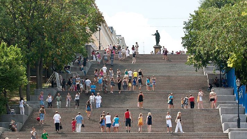 Почему туристы избегают Украину