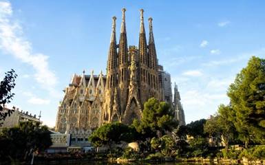Средневековая красота и современность Барселоны