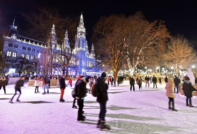 Новый Год 2018 в Австрии. Лучшие ледовые площадки Вены