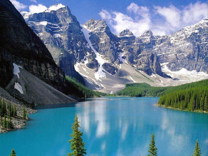 Пять причин, почему стоит посетить Канаду