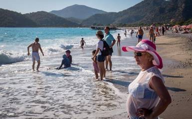 Три схемы обмана отдыхающих на пляже в Турции