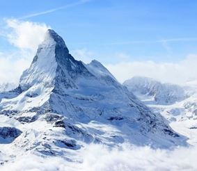 Сколько стоит взойти на Эверест – десять самых дорогих горных вершин в мире
