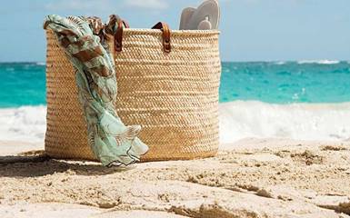 За пределами пляжа – десять вариантов использования пляжной сумки