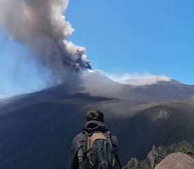 Как покорить один из самых опасных и активных вулканов в мире