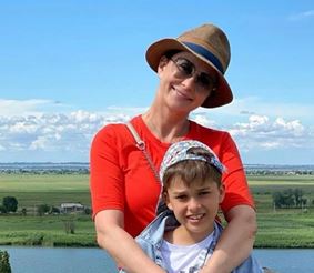 Ольга Кабо патриотично отдохнула в России вместе с сыном. ФОТО