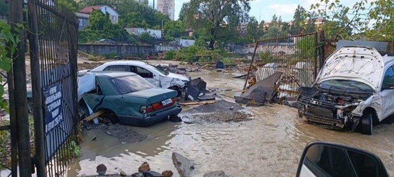 Рекордный потоп в Сочи. Что стало с туристами?