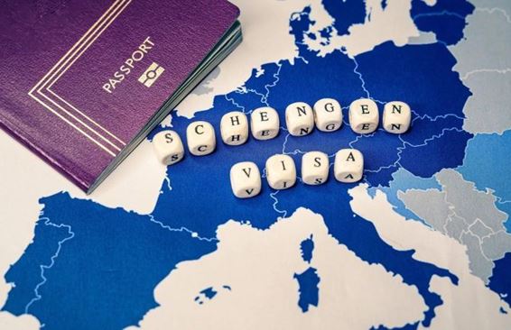 ТОП-10 Стран Шенгена, которые всё ещё дают россиянам туристические визы
