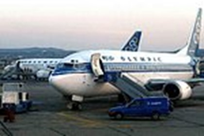 Аэропорт Афин приостановил работу из-за забастовки