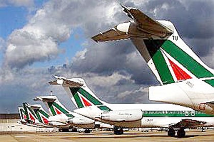 Профсоюзы работников Alitalia внеурочно начали забастовку