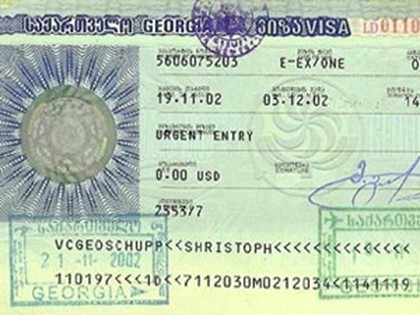 Россия и Грузия возобновляют выдачу виз