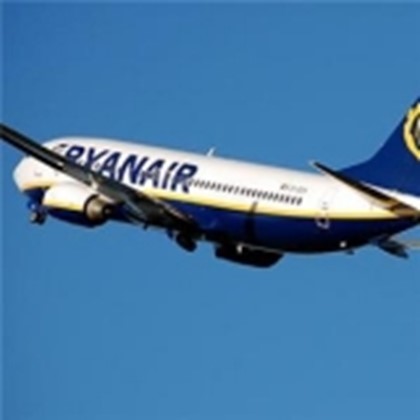 У авиакомпании Ryanair и парашюты будут платными