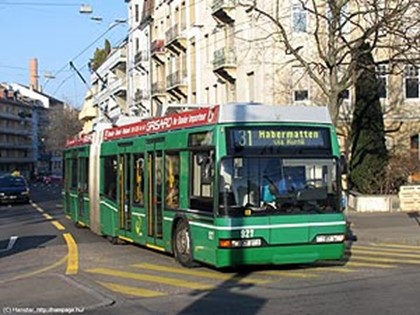 В Базеле будут штрафовать за еду в общественном транспорте