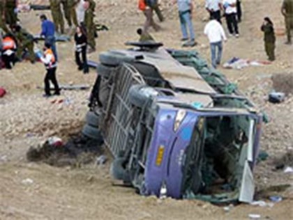 28 иранских паломников погибли в автокатастрофе на западе страны