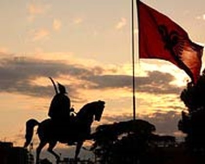 Албания отменяет визы для российских туристов
