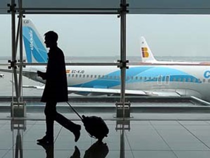 Российских туристов бросили в аэропорту Барселоны