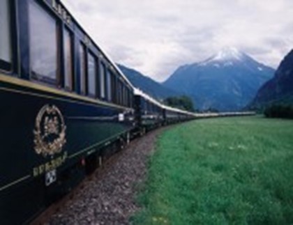 Туристы увлеклись легендарным поездом Восточный экспресс