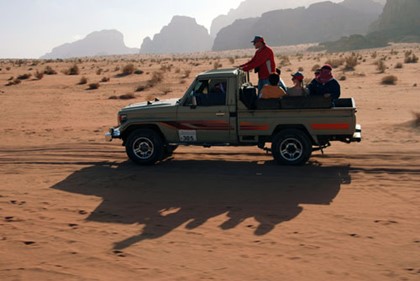 Десятки туристов отравились в Иордании