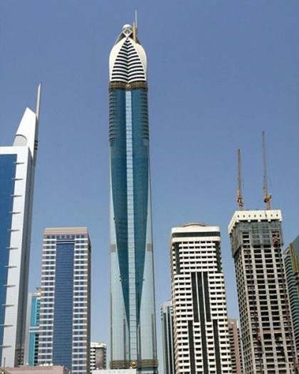 Самый высокий отель в мире открывается в Дубае