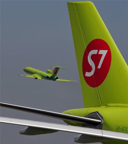 В Сургуте совершил экстренную посадку самолет авиакомпании S7