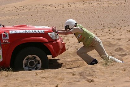 100 женщин отправят в пустыню Сахара без GPS-навигатора