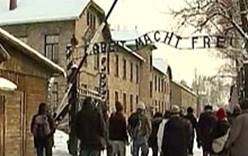 Британским туристам предлагают вечеринки в Освенциме
