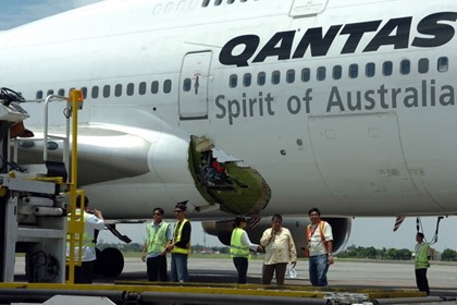 Boeing 747 совершил аварийную посадку в Бангкоке