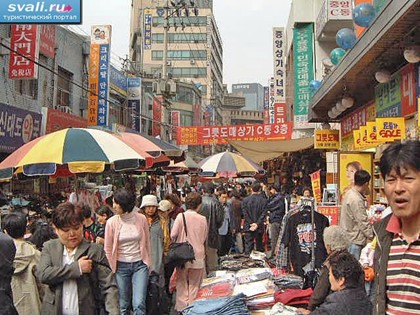 В Сеуле организовали специальный тур на блошиный рынок