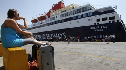 Туристы страдают из-за забастовок в Греции