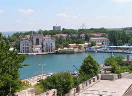 Администрация Севастополя готова разделить полномочия по развитию туризма с турфирмами