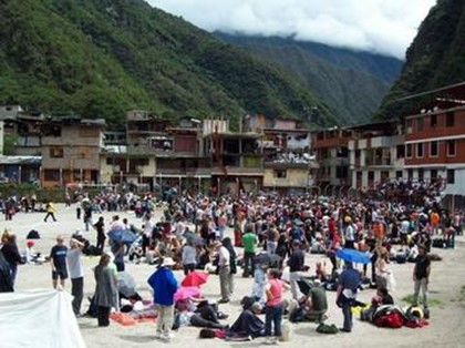 В Перу местные жители блокировали семь тысяч туристов