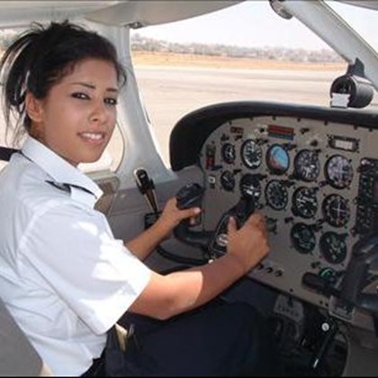 Индиец задержал авиарейс из-за боязни лететь с пилотом-женщиной