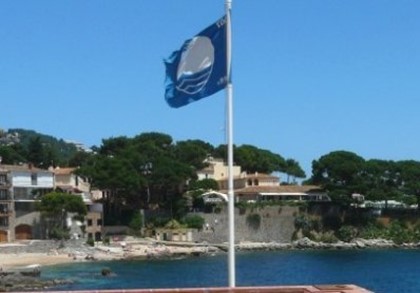 Самые чистые пляжи Италии пометили флагами