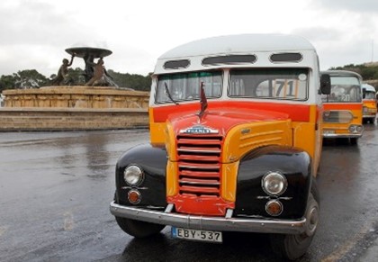 Знаменитые британские автобусы на Мальте заменят