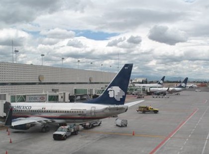 В Мехико аэропорт имени Бенито Хуареса вынесут за пределы города