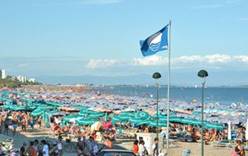 Итальянские пляжи получили 13 новых «голубых флагов»
