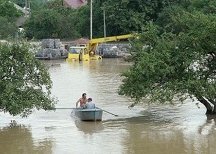 Реки, вышедшие из берегов в Никарагуа, уносят жизни