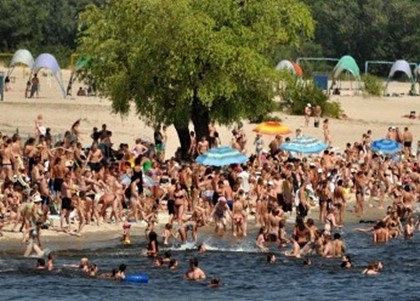 На берегу Дуная в Братиславе открылся пляж